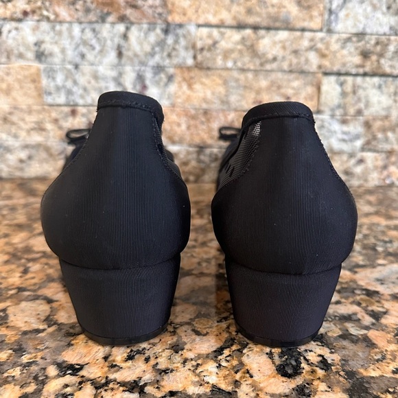 Salvatore FERRAGAMO Vara Dots mesh black pumps - Picture 5 of 8